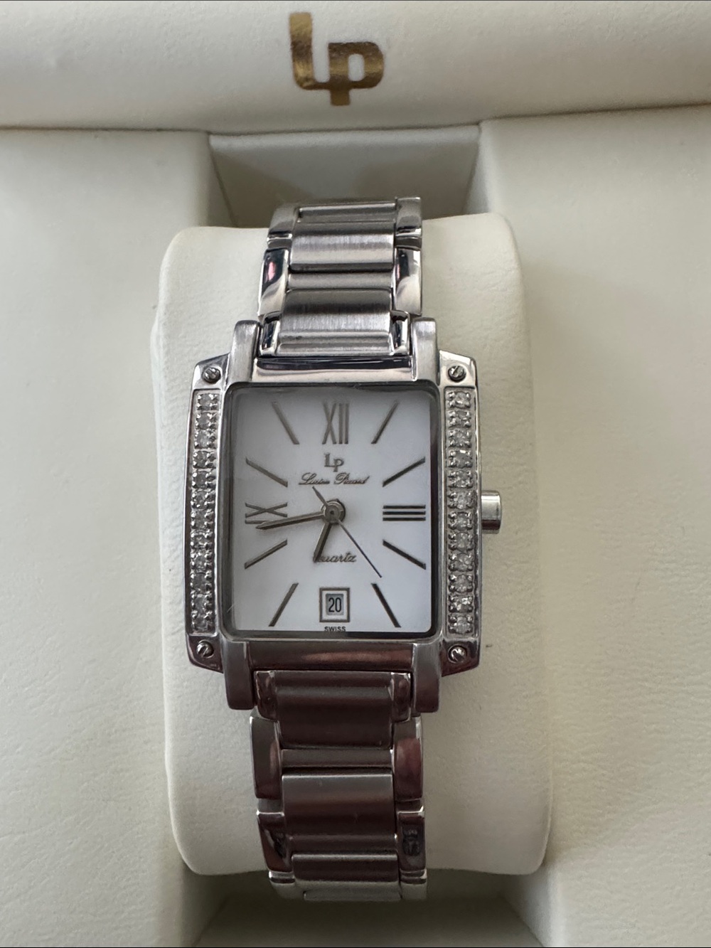 Lucien Piccard Virtue 26006SS Sapphire Coating SS & Diamond Swiss 23mm Watch